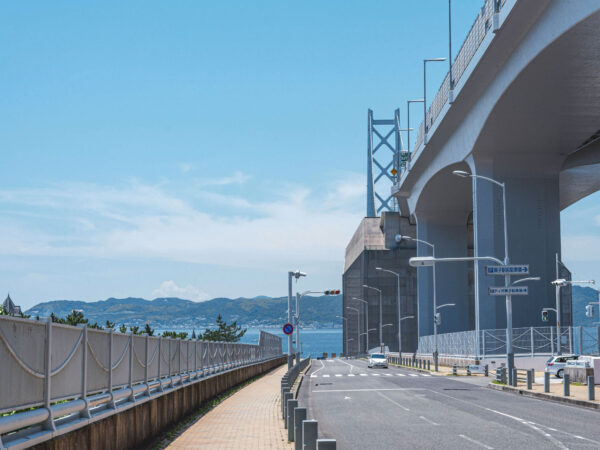 #兵庫県#兵庫県神戸市垂水区#道路#青い空青い海の無料写真素材