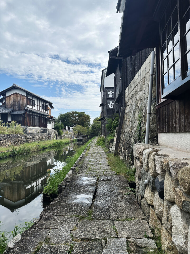 #レトロ,#小路,#川,#滋賀県,#滋賀県東近江市の無料写真素材